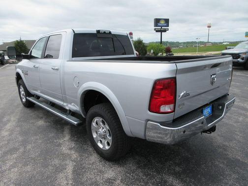 Bright Silver Clearcoat Metallic 2018 RAM 3500 Big Horn