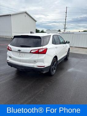 Summit White 2018 Chevrolet Equinox 2LT