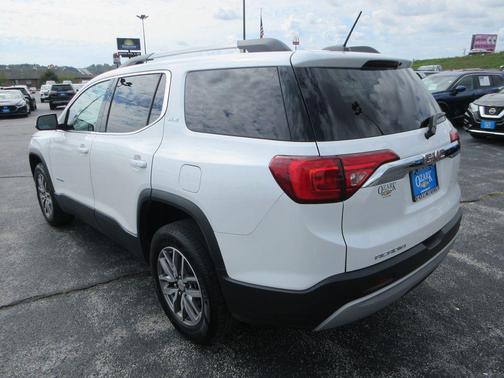 2019 GMC Acadia SLE-2