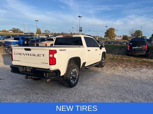 2021 Chevrolet Silverado 2500 Custom