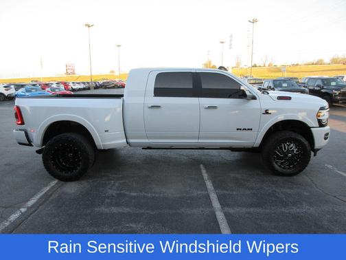 Bright White Clearcoat 2021 RAM 3500 Laramie