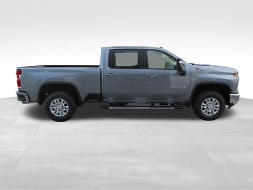 Sterling Gray Metallic 2026 Chevrolet Silverado 2500 LT