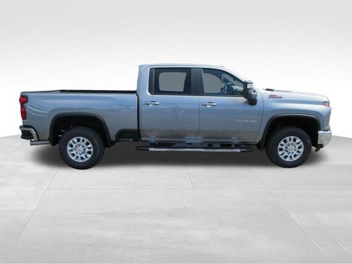 Sterling Gray Metallic 2026 Chevrolet Silverado 3500 LT