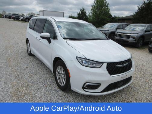 2023 Chrysler Pacifica Touring-L