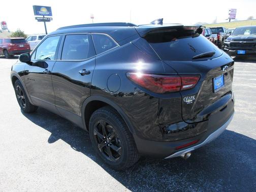 Black 2024 Chevrolet Blazer LT