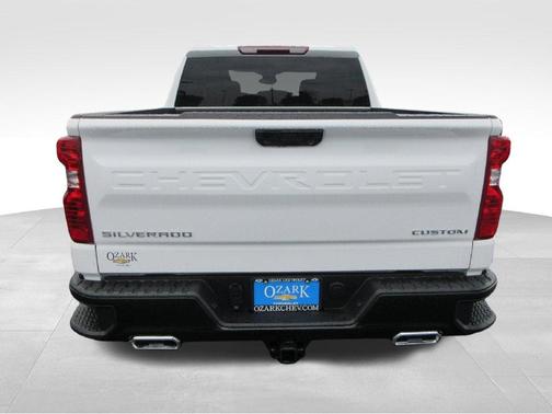 Summit White 2026 Chevrolet Silverado 1500 Custom Trail Boss