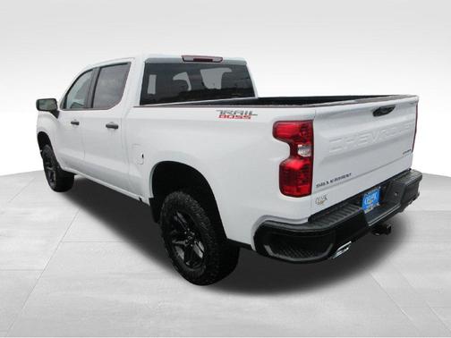 Summit White 2026 Chevrolet Silverado 1500 Custom Trail Boss