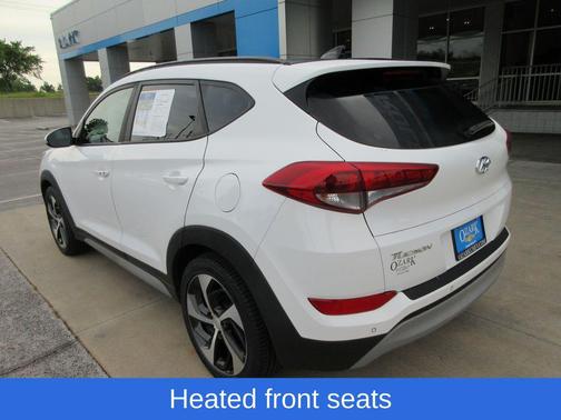 Dazzling White 2018 Hyundai TUCSON Value