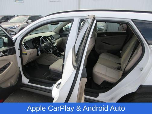 Dazzling White 2018 Hyundai TUCSON Value