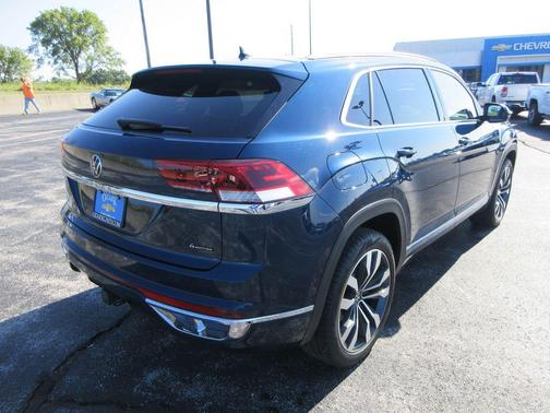 2023 Volkswagen Atlas Cross Sport 3.6L V6 SEL Premium R-Line