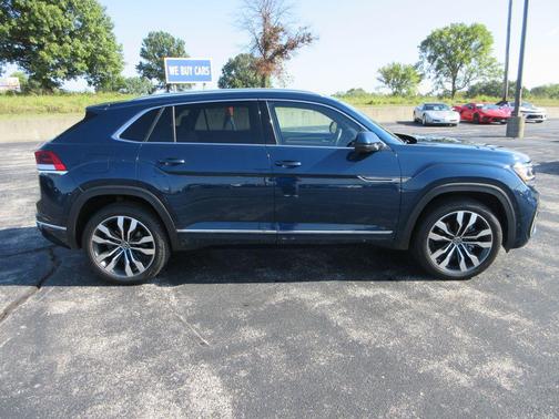 2023 Volkswagen Atlas Cross Sport 3.6L V6 SEL Premium R-Line