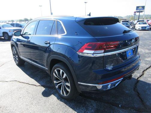 2023 Volkswagen Atlas Cross Sport 3.6L V6 SEL Premium R-Line