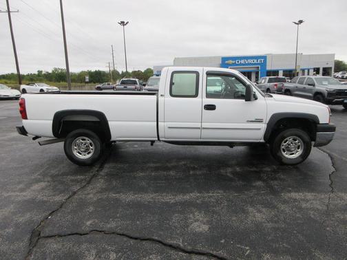 2003 Chevrolet Silverado 2500 LS H/D Extended Cab