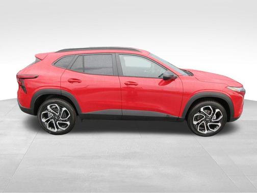 Red 2026 Chevrolet Trax 2RS