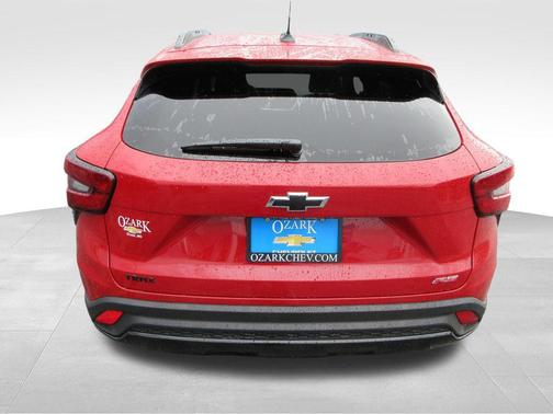 Red 2026 Chevrolet Trax 2RS