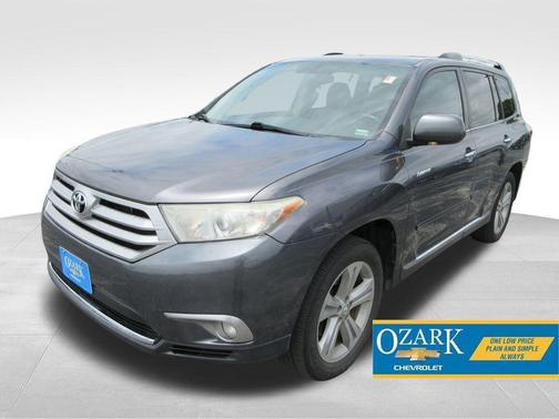Magnetic Gray Metallic 2011 Toyota Highlander Limited