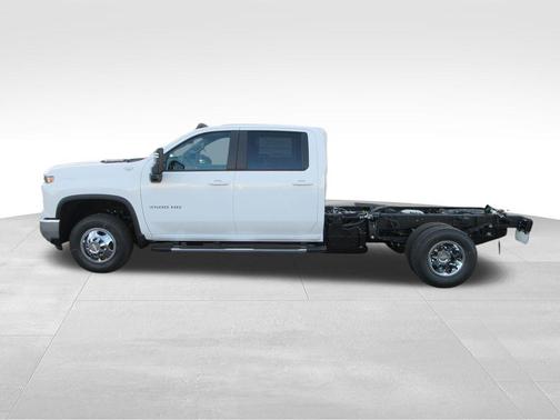 2026 Chevrolet Silverado 3500 LT