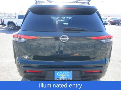 2023 Nissan Pathfinder Rock Creek 4WD