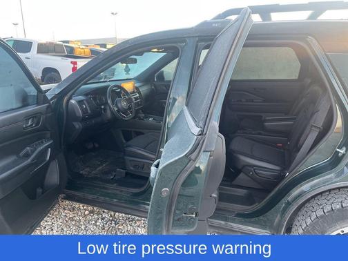 2023 Nissan Pathfinder Rock Creek 4WD