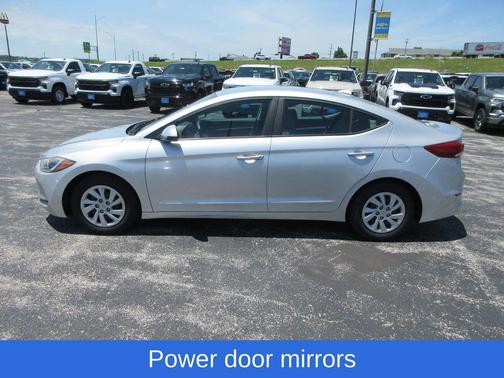 Symphony Silver 2017 Hyundai ELANTRA SE