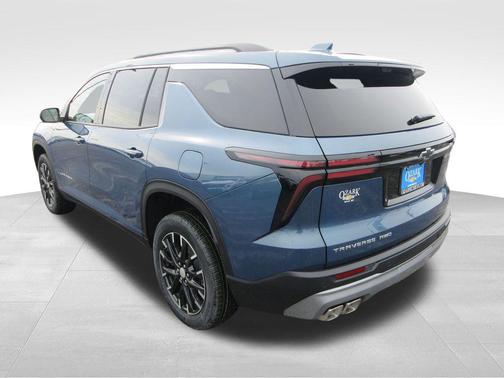 Lakeshore Blue Metallic 2026 Chevrolet Traverse LT