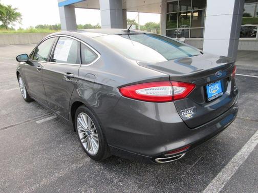 Magnetic 2015 Ford Fusion SE