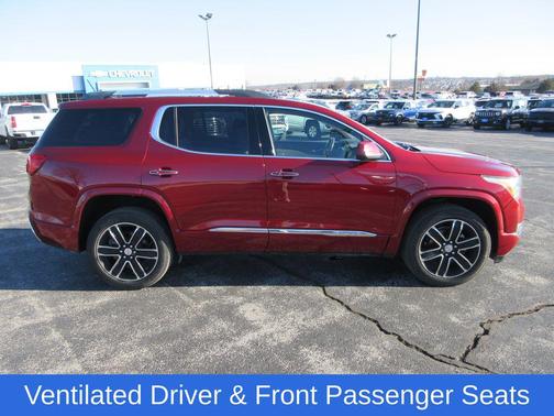 2019 GMC Acadia Denali