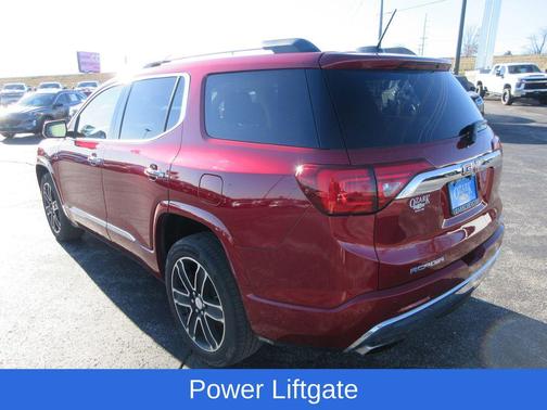 2019 GMC Acadia Denali