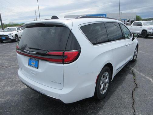 2023 Chrysler Pacifica Limited