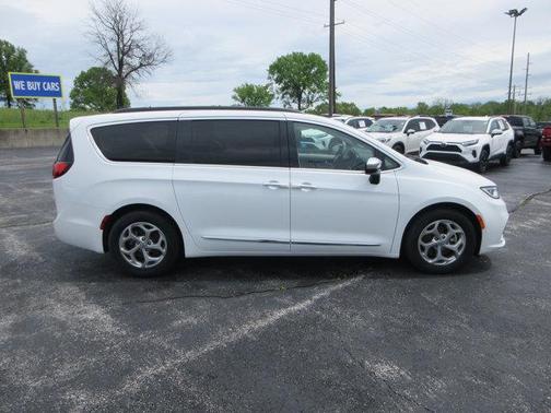 2023 Chrysler Pacifica Limited