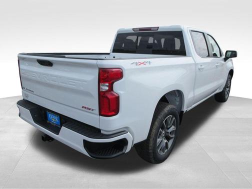 Summit White 2026 Chevrolet Silverado 1500 RST