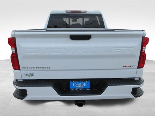 Summit White 2026 Chevrolet Silverado 1500 RST