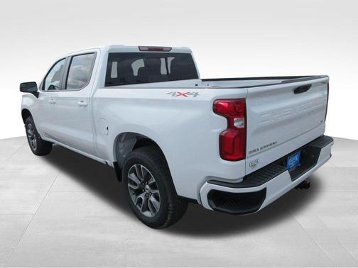 Summit White 2026 Chevrolet Silverado 1500 RST