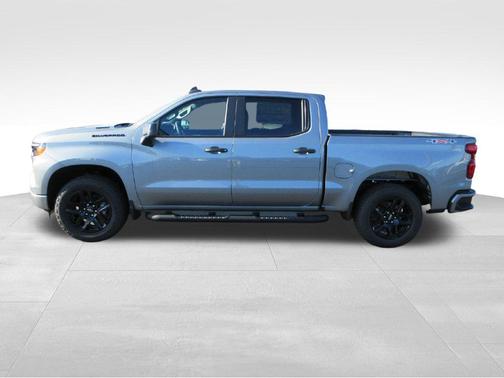 Sterling Gray Metallic 2026 Chevrolet Silverado 1500 Custom