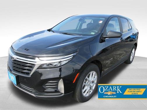 Mosaic Black Metallic 2024 Chevrolet Equinox LT