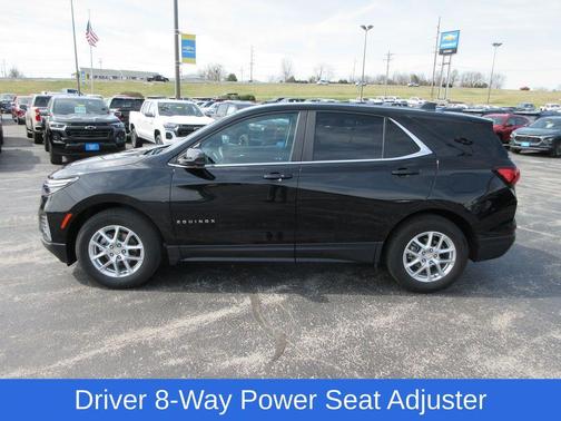 Mosaic Black Metallic 2024 Chevrolet Equinox LT