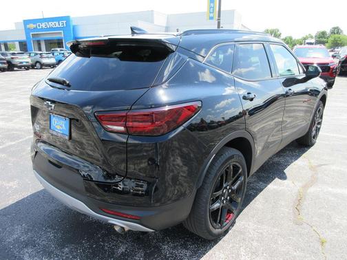 Black 2024 Chevrolet Blazer LT