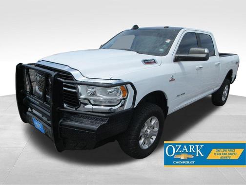 Bright White Clearcoat 2019 RAM 2500 Big Horn