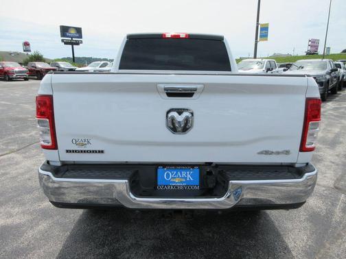 Bright White Clearcoat 2019 RAM 2500 Big Horn
