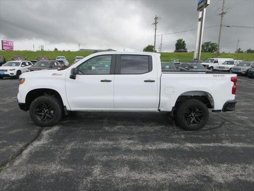 2024 Chevrolet Silverado 1500 Custom Trail Boss
