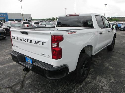 2024 Chevrolet Silverado 1500 Custom Trail Boss