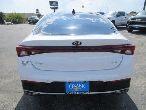 2021 Kia K5 EX