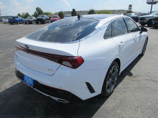 2021 Kia K5 EX