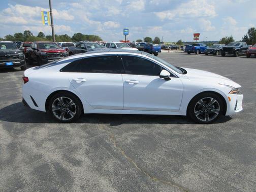 2021 Kia K5 EX