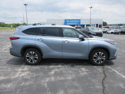 2020 Toyota Highlander XLE