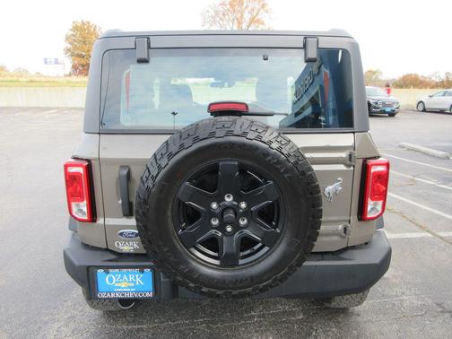 2025 Ford Bronco Base