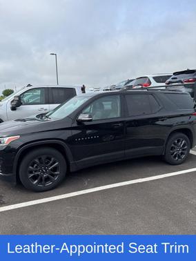 Mosaic Black Metallic 2019 Chevrolet Traverse RS