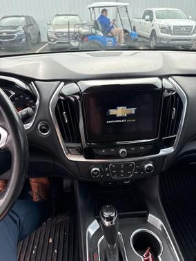 Mosaic Black Metallic 2019 Chevrolet Traverse RS