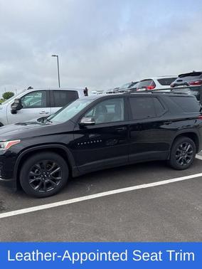 Mosaic Black Metallic 2019 Chevrolet Traverse RS