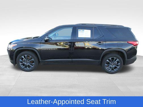 Mosaic Black Metallic 2019 Chevrolet Traverse RS